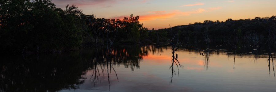 Inks Lake State Park Texas sunset blue hour reflection