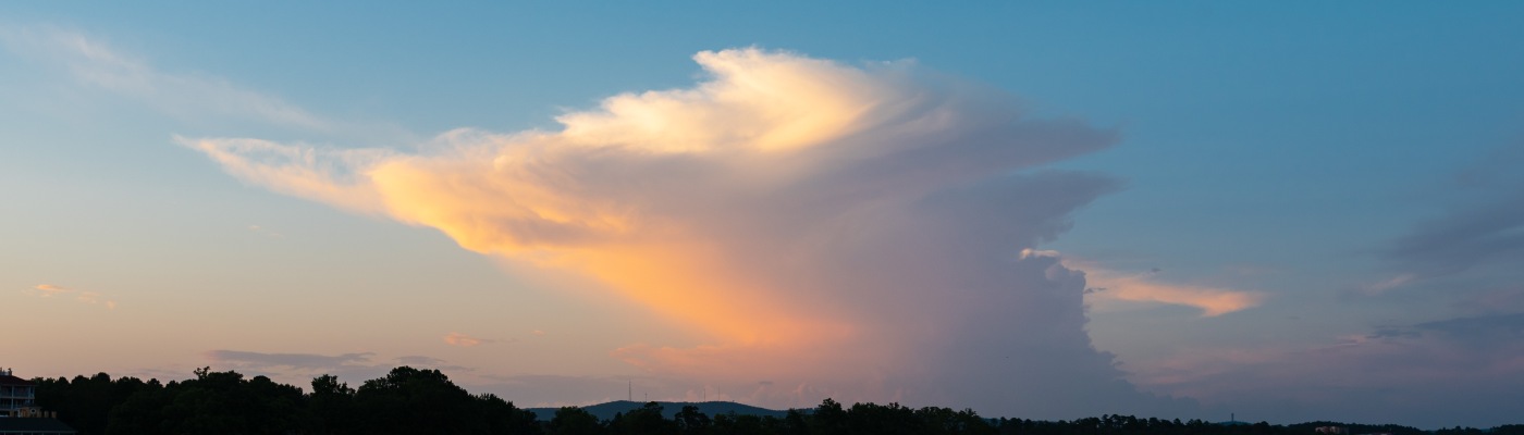 Sunset clouds over Lake Hamilton in Hot Springs Arkansas