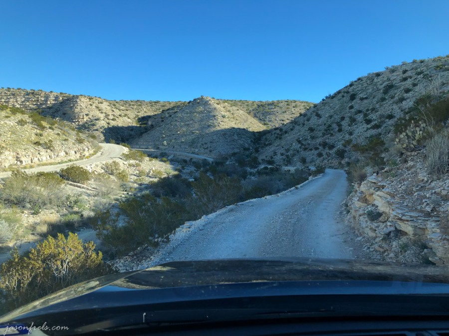 dirt-road-hot-spring-trail-big-bend